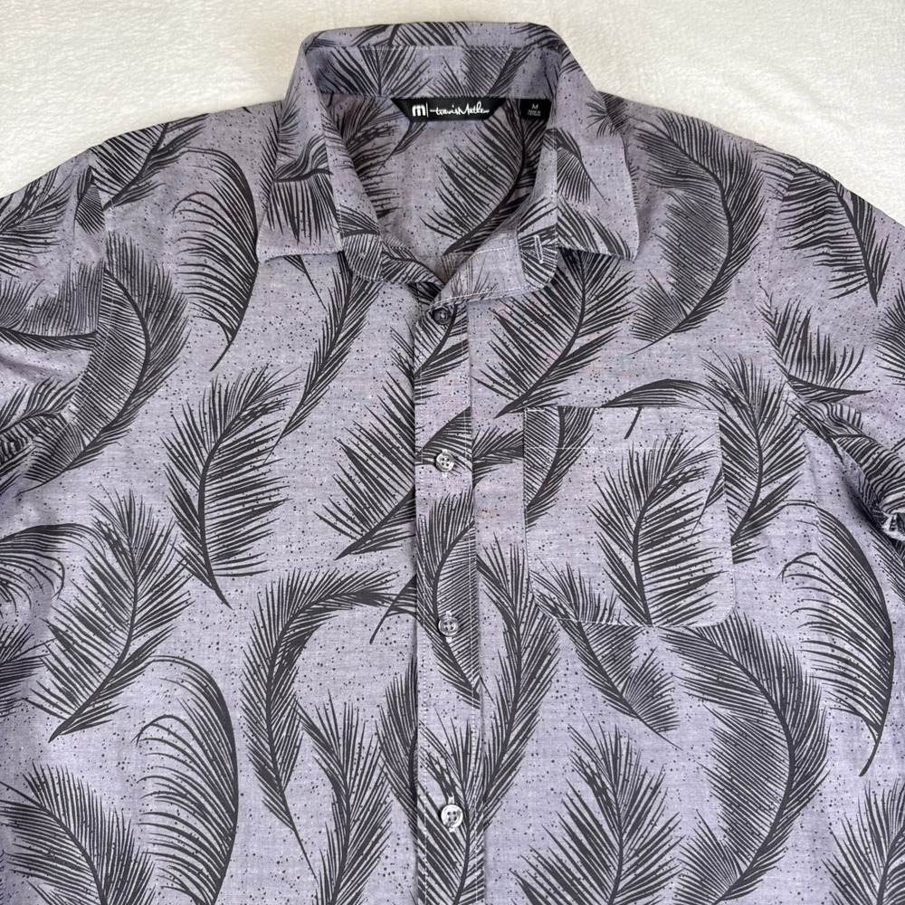 Travis Mathew Shirt Mens Medium Purple Geometric Feather Short Sleeve Button Up